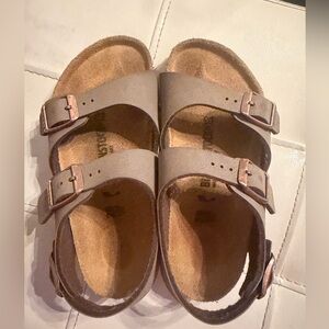 Birkenstock Roma Sandal - Little Kid / Mocha
